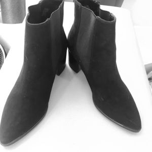BLACK BOOTIES by NINE WEST